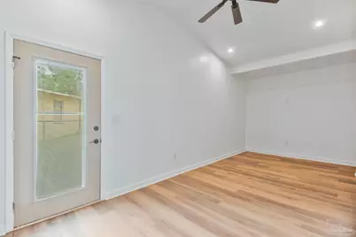 919 Crystal Springs Ave, Pensacola, FL 32505 - Photo 9