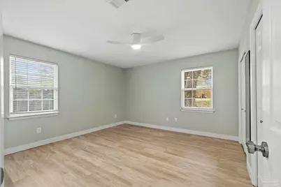 420 Dolphin St, Gulf Breeze, FL 32561 - Photo 19