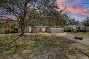 420 Dolphin St, Gulf Breeze, FL 32561 - Photo 3