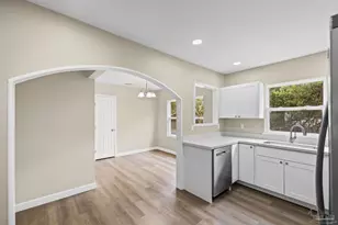 4819 W Jackson St, Pensacola, FL 32506 - Photo 15