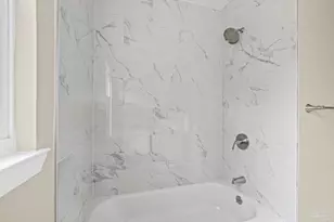 4819 W Jackson St, Pensacola, FL 32506 - Photo 9