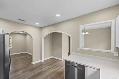 4819 W Jackson St, Pensacola, FL 32506 - Photo 17