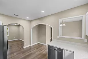 4819 W Jackson St, Pensacola, FL 32506 - Photo 17