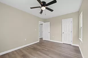 4819 W Jackson St, Pensacola, FL 32506 - Photo 7