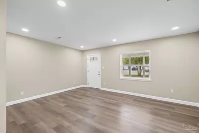 4819 W Jackson St, Pensacola, FL 32506 - Photo 13