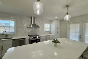 1613 Stanford Rd, Gulf Breeze, FL 32563 - Photo 11