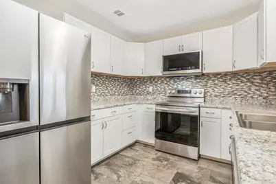 2325 Merle Cir, Pensacola, FL 32526 - Photo 9