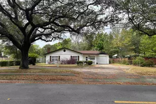 3705 N 12th Ave, Pensacola, FL 32503 - Photo 3