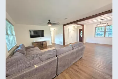 993 New Haven Dr, Cantonment, FL 32533 - Photo 9