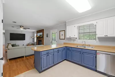 150 Emmons Ln, Pensacola, FL 32506 - Photo 9