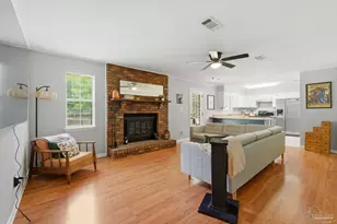 150 Emmons Ln, Pensacola, FL 32506 - Photo 5