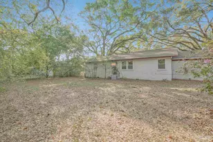 110 Hancock Ln, Pensacola, FL 32503 - Photo 35
