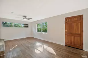 110 Hancock Ln, Pensacola, FL 32503 - Photo 7