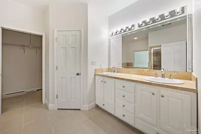 5010 San Miguel St, Milton, FL 32583 - Photo 9