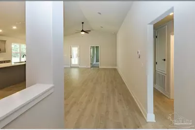 5207 Zenith Ln, Milton, FL 32583 - Photo 7