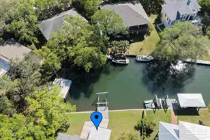 4593 Soundside Dr, Gulf Breeze, FL 32563 - Photo 47