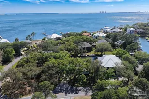 4593 Soundside Dr, Gulf Breeze, FL 32563 - Photo 55