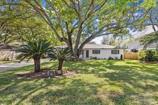 4593 Soundside Dr, Gulf Breeze, FL 32563 - Photo 3