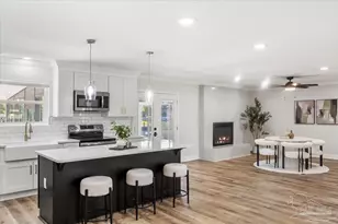 4593 Soundside Dr, Gulf Breeze, FL 32563 - Photo 15