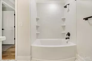 4593 Soundside Dr, Gulf Breeze, FL 32563 - Photo 35