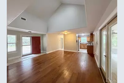 4700 Thoroughbred Dr, Milton, FL 32583 - Photo 5