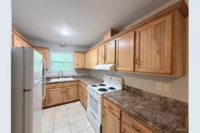 4700 Thoroughbred Dr, Milton, FL 32583 - Photo 11