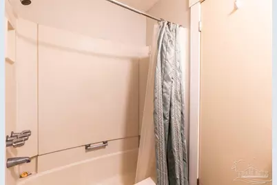 4246 Baywoods Dr, Pensacola, FL 32504 - Photo 15