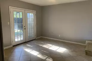 811 Massachusetts Ave, Pensacola, FL 32505 - Photo 7