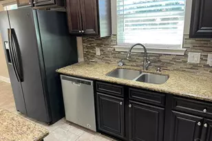 5892 Pendleton Ct, Gulf Breeze, FL 32563 - Photo 11