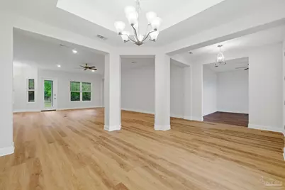 8016 Majestic Cypress Dr, Milton, FL 32583 - Photo 5