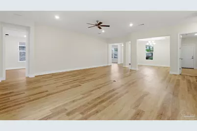 8016 Majestic Cypress Dr, Milton, FL 32583 - Photo 9