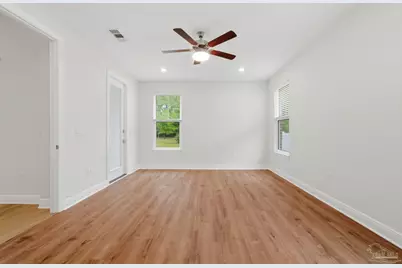 8016 Majestic Cypress Dr, Milton, FL 32583 - Photo 15