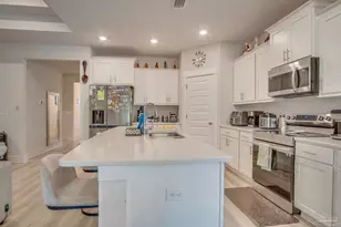 229 Camellia Dr, Pensacola, FL 32533 - Photo 9