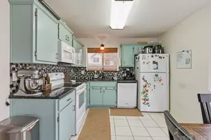 446 Sandy Ridge Cir, Mary Esther, FL 32569 - Photo 5