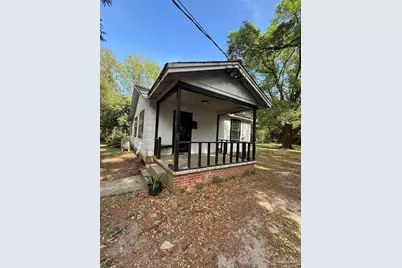 21 Hancock Ln, Pensacola, FL 32503 - Photo 1