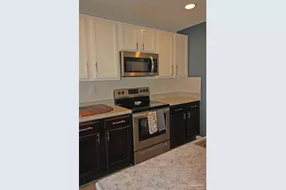 9439 Lutoo Ln, Pensacola, FL 32526 - Photo 7