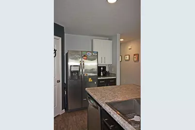 9439 Lutoo Ln, Pensacola, FL 32526 - Photo 5