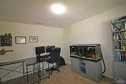 9439 Lutoo Ln, Pensacola, FL 32526 - Photo 19