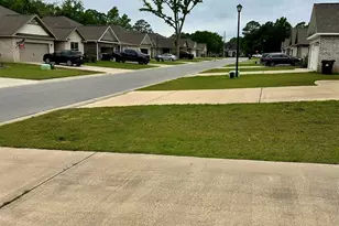 1252 Meadow Trail, Cantonment, FL 32533 - Photo 5