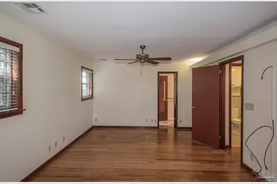 6111 Confederate Dr, Pensacola, FL 32503 - Photo 29
