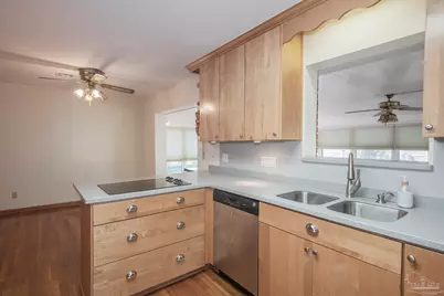 6111 Confederate Dr, Pensacola, FL 32503 - Photo 7