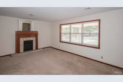 6111 Confederate Dr, Pensacola, FL 32503 - Photo 15