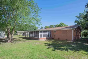 6111 Confederate Dr, Pensacola, FL 32503 - Photo 53