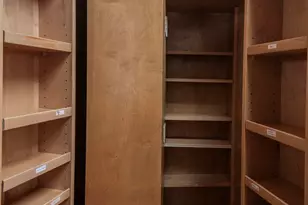 6111 Confederate Dr, Pensacola, FL 32503 - Photo 3