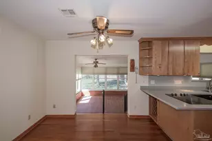 6111 Confederate Dr, Pensacola, FL 32503 - Photo 13