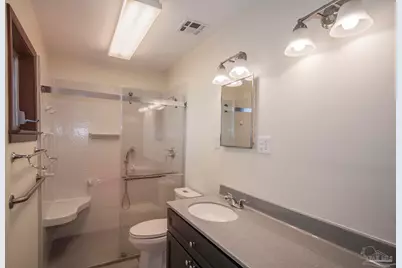 6111 Confederate Dr, Pensacola, FL 32503 - Photo 21