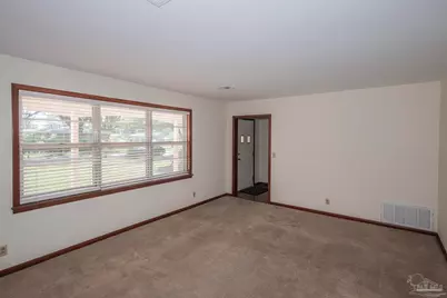 6111 Confederate Dr, Pensacola, FL 32503 - Photo 17
