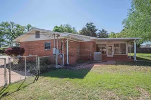 6111 Confederate Dr, Pensacola, FL 32503 - Photo 49