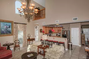 5922 Hermitage Dr, Pensacola, FL 32504 - Photo 5