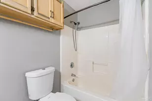 6059 Gillette Dr, Milton, FL 32570 - Photo 17